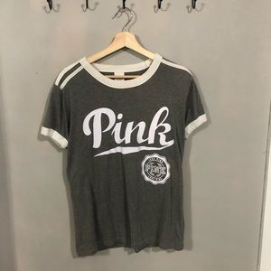 pink t-shirt